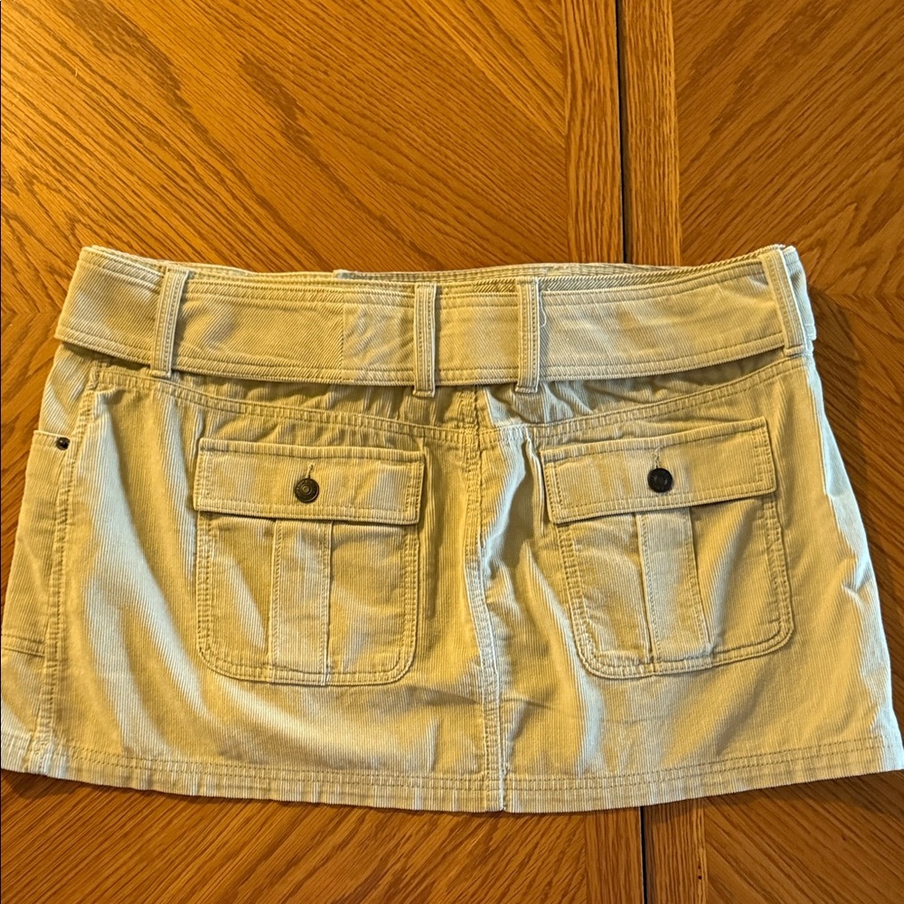 Abercrombie & Fitch Cream Utility Mini Skirt with Belt - Picture 2 of 3